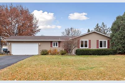 2421 95th Avenue N, Brooklyn Park, MN 55444 - Photo 1