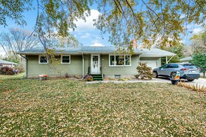 6608 74th Avenue N, Brooklyn Park, MN 55428 - Photo 1