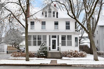 635 W Broadway Street, Winona, MN 55987 - Photo 1