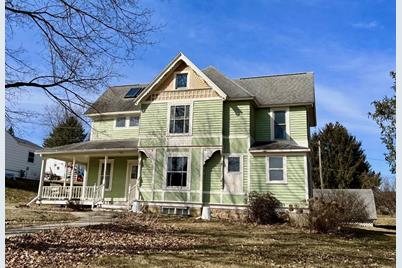 701 Rochelle Avenue S, Lanesboro, MN 55949 - Photo 1