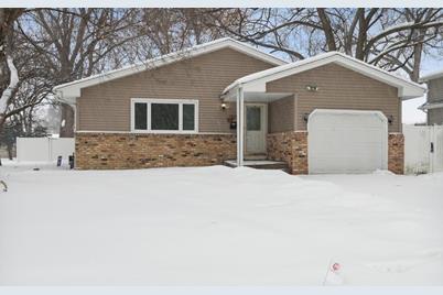 7529 Knoll Street N, Golden Valley, MN 55427 - Photo 1