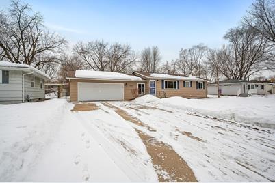 4327 Diamond Drive, Eagan, MN 55122 - Photo 1