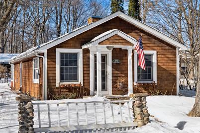 3800 Virginia Avenue, Deephaven, MN 55391 - Photo 1