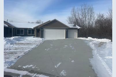 2000 20th Street, Zumbrota, MN 55992 - Photo 1