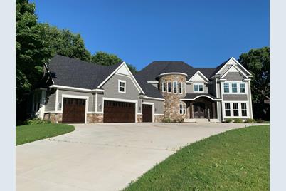 3021 County Road 101 S, Minnetonka, MN 55391 - Photo 1