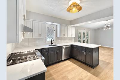 645 Windemere Curve, Plymouth, MN 55441 - Photo 1