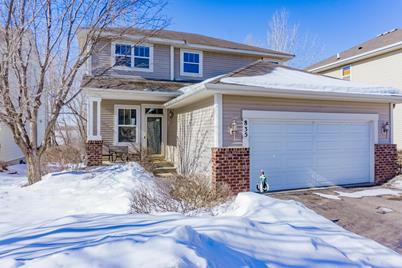 835 Newberry Lane, Chaska, MN 55318 - Photo 1