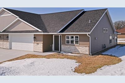 2882 Meadowview Lane NE, Owatonna, MN 55060 - Photo 1