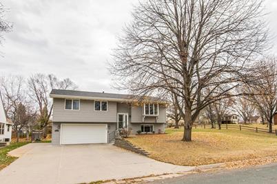 1467 Lark Avenue, Maplewood, MN 55109 - Photo 1