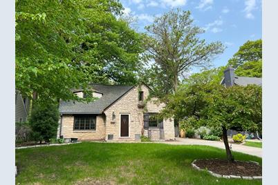 5232 Kellogg Avenue, Edina, MN 55424 - Photo 1