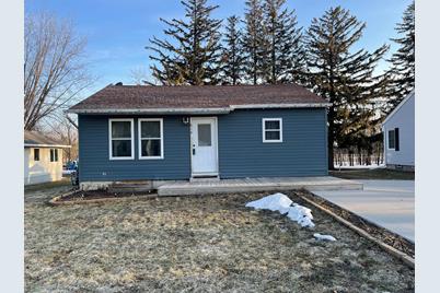 612 Main Street, West Concord, MN 55985 - Photo 1