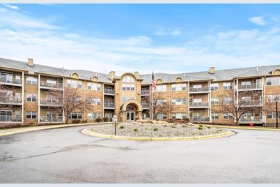 3800 85th Avenue N #202, Brooklyn Park, MN 55443 - Photo 1