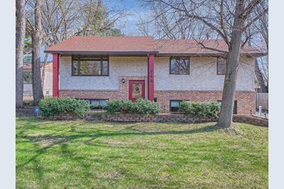 748 Mississippi Street NE, Fridley, MN 55432 - Photo 1