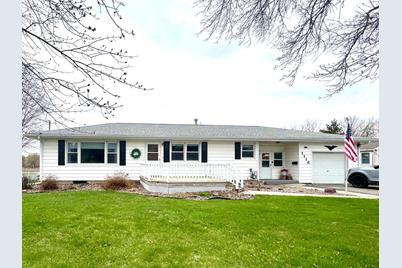 1116 S Broadway Street, Spring Valley Twp, MN 55975 - Photo 1