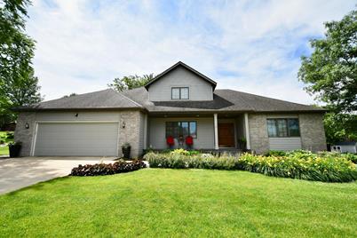 325 E 13th Street, Zumbrota, MN 55992 - Photo 1