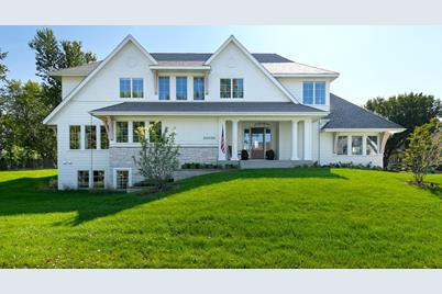 20035 Lakeview Avenue, Deephaven, MN 55331 - Photo 1