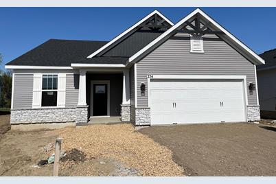 254 Robin Ave, Chaska, MN 55318 - Photo 1