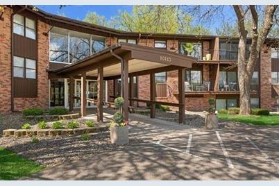 10113 W 34th Street #340, Minnetonka, MN 55305 - Photo 1