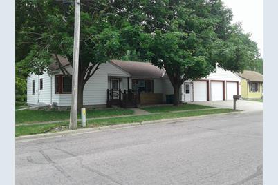 321 Balsam Avenue S, New Richland, MN 56072 - Photo 1