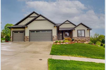 1848 Shannon Oaks Boulevard NE, Rochester, MN 55906 - Photo 1