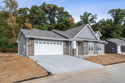 1008 Hewitt Boulevard, Red Wing, MN 55066 - Photo 1