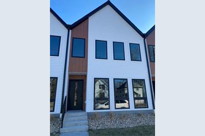 426 9th Avenue SE #102, Rochester, MN 55904 - Photo 1