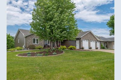 500 Chalupsky Avenue NE, New Prague, MN 56071 - Photo 1