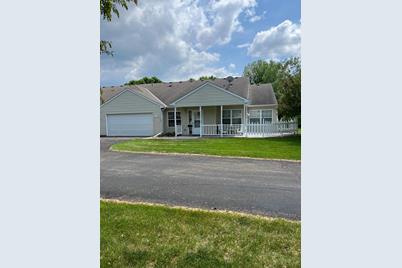 1520 4th Avenue E, Shakopee, MN 55379 - Photo 1