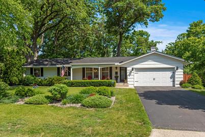 7210 Green Valley Road, Golden Valley, MN 55427 - Photo 1