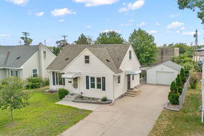 5254 Edgewood Avenue N, Crystal, MN 55428 - Photo 1