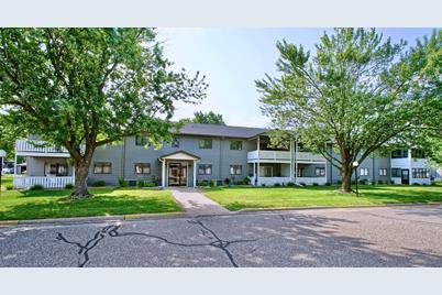 3050 Riverwood Drive #121, Hastings, MN 55033 - Photo 1