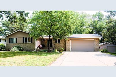 8975 Jackson Avenue, Lexington, MN 55014 - Photo 1
