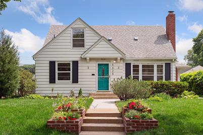5625 Vincent Avenue S, Minneapolis, MN 55410 - Photo 1