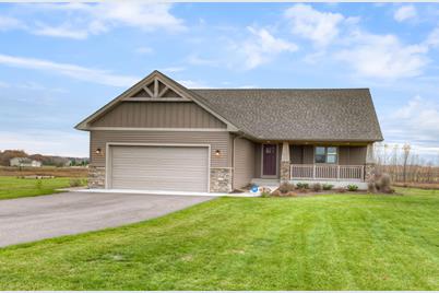 1643 102nd Avenue, Hammond, WI 54015 - Photo 1