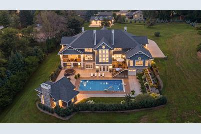 1811 Crestview Court, Red Wing, MN 55066 - Photo 1