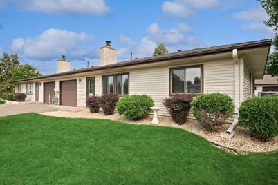 7909 85th Court N, Brooklyn Park, MN 55445 - Photo 1