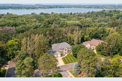 11 Lake Bay, North Oaks, MN 55127 - Photo 1