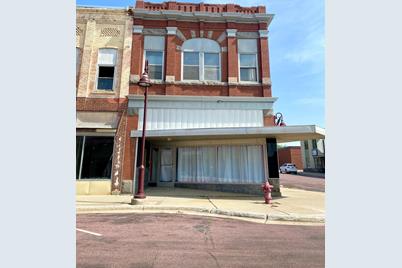 241 S Washington Street, Redwood Falls, MN 56283 - Photo 1