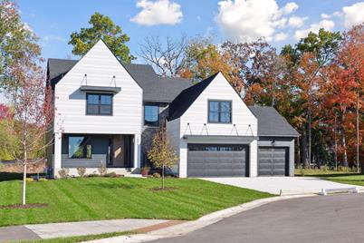 1898 Della Drive, Chanhassen, MN 55317 - Photo 1