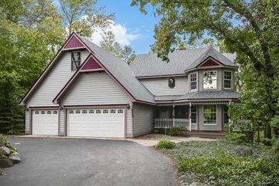 2459 Hillwood Drive E, Maplewood, MN 55119 - Photo 1