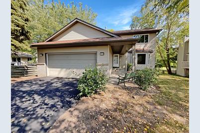 4113 Hadley Avenue N, Oakdale, MN 55128 - Photo 1