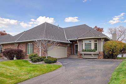 520 Waycliffe Drive N, Wayzata, MN 55391 - Photo 1