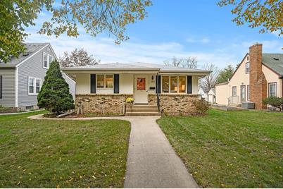 3933 Regent Avenue N, Robbinsdale, MN 55422 - Photo 1