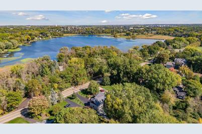 930 County Road C E, Maplewood, MN 55109 - Photo 1