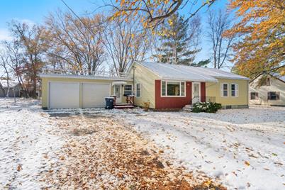 746 E 5th Street, New Richmond, WI 54017 - Photo 1