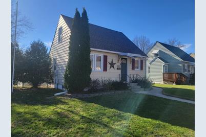 1003 13th Avenue SW, Austin, MN 55912 - Photo 1