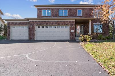 158 Dunberry Pass, Hudson, WI 54016 - Photo 1