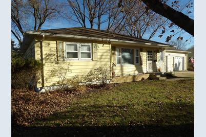 1807 11th Street SW, Austin, MN 55912 - Photo 1