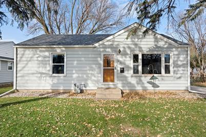 216 Southview Street, Owatonna, MN 55060 - Photo 1