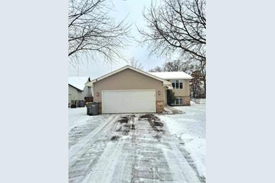 817 Isanti Parkway NW, Isanti, MN 55040 - Photo 1